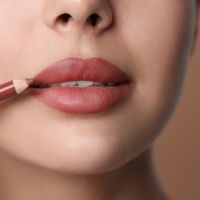 Perfect Definition with Lip Pencils on Magmaprofumi: Precise Outlines for Irresistible Lips